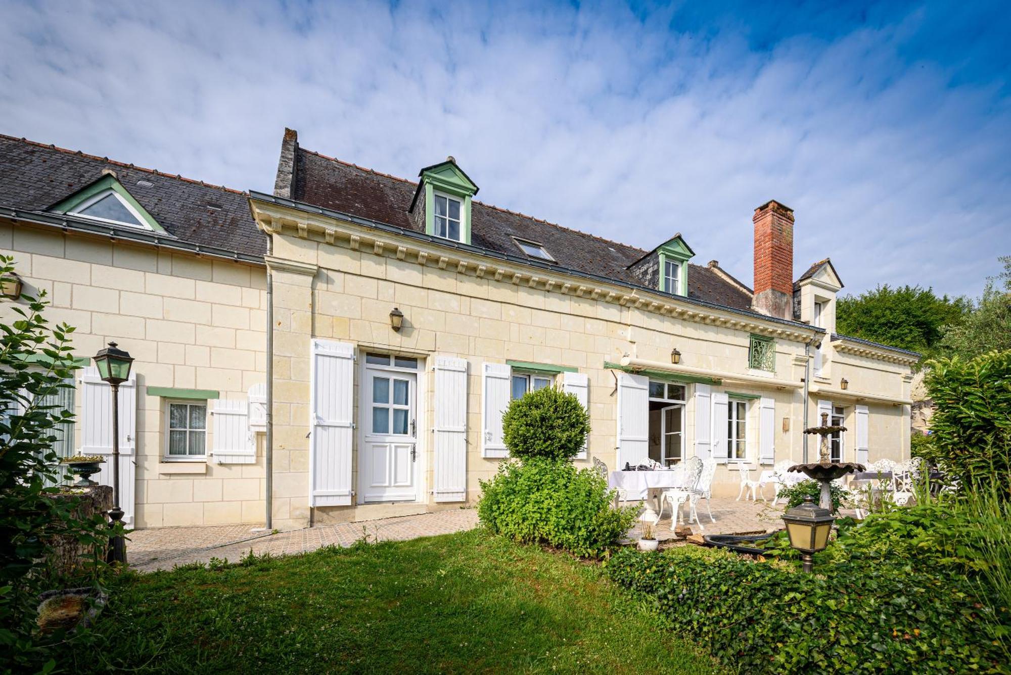 Logis Demeure De La Vignole Hotel Turquant Ngoại thất bức ảnh